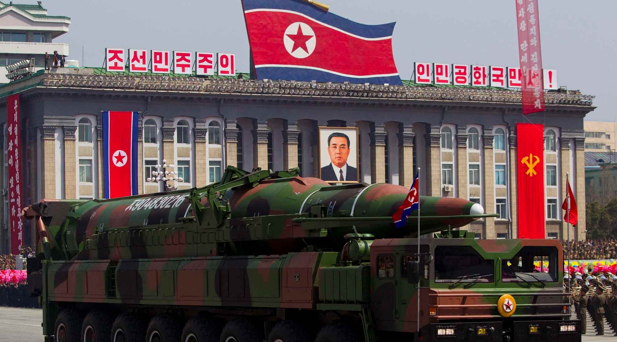 مركز المستقبل - لماذا تتمسك كوريا الشمالية بالسلاح النووي؟